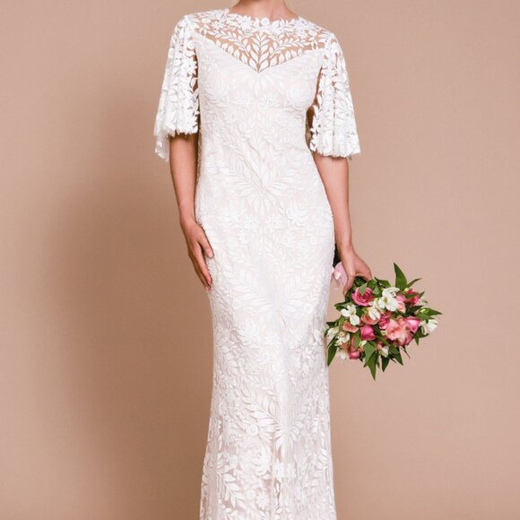 NWT Tadashi Shoji Flutter Sleeve Openback Lace Wedding Dress - Picture 1 of 13